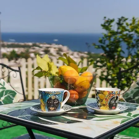 La Finestra Sul Castello * Ischia